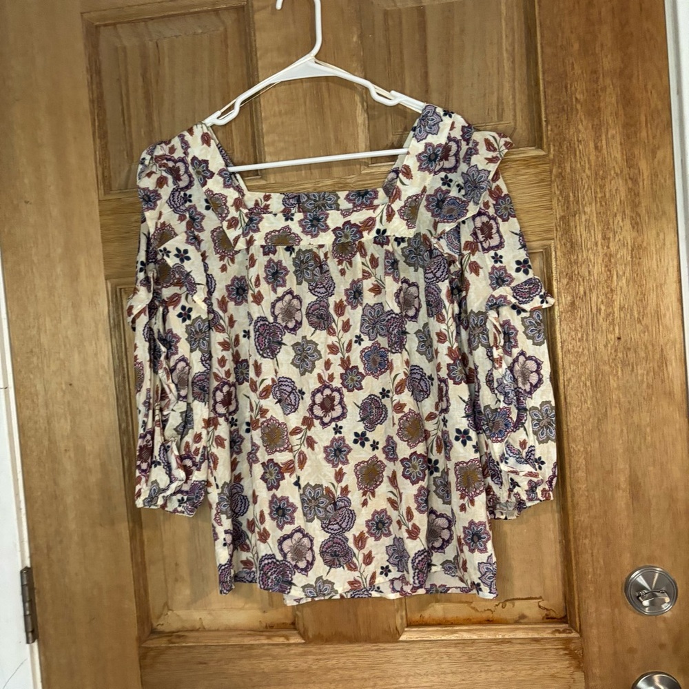 The Pioneer Woman Floral Blouse in blue and Cream size‎ M